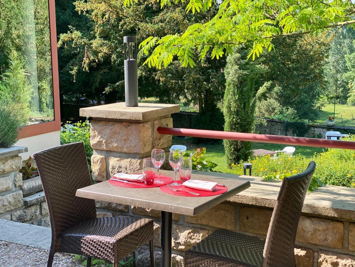 Logis Hostellerie La Chaumiere Arsonval Exterior foto